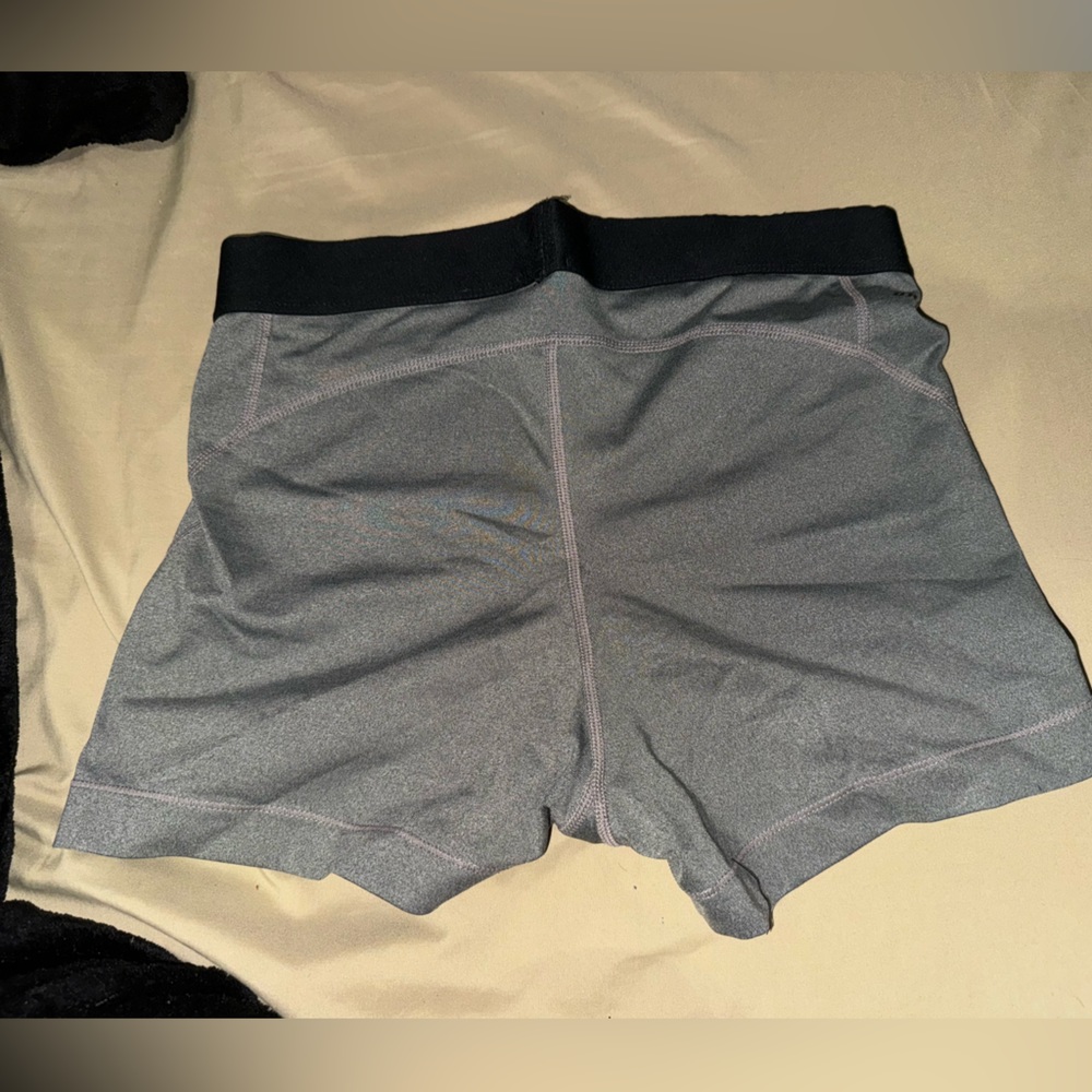 Nike pro